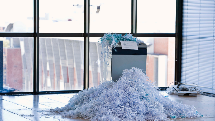 Buying a Paper Shredder Singapore: 5 Important Factors to Consider